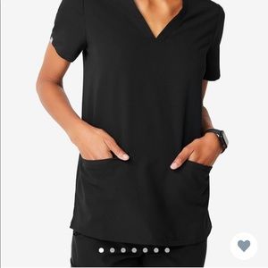 FIGS BLACK MEDIUM SCRUB TOP